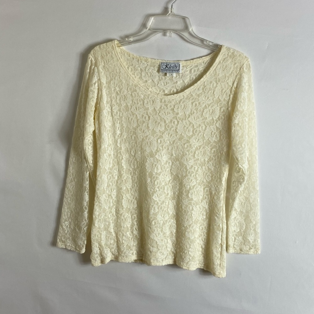 Klein’s Lace blouse